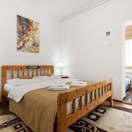 Casa Rasnoveana Экстерьер фото